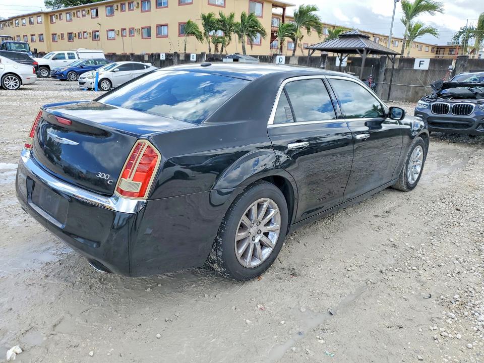 Продажа на аукционе авто 2013 Chrysler 300c, vin: 2C3CCAET5DH673921, номер лота: 79126085