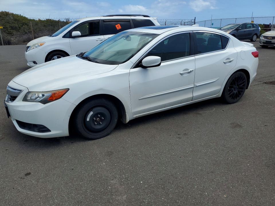 74778505 :رقم المزاد ، 19VDE1F73DE008113 vin ، 2013 Acura Ilx مزاد بيع