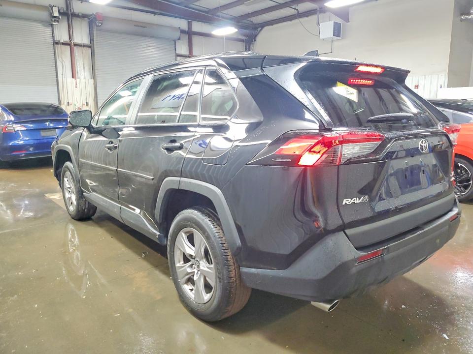 47908256 :رقم المزاد ، 2T3P1RFV3NC288314 vin ، 2022 Toyota Rav4 مزاد بيع