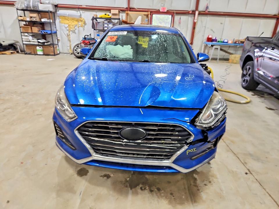 41879846 :رقم المزاد ، 5NPE34AF6JH669675 vin ، 2018 Hyundai Sonata مزاد بيع