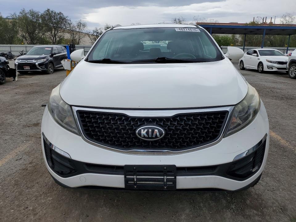 48274816 :رقم المزاد ، KNDPCCAC6G7817278 vin ، 2016 Kia Sportage مزاد بيع