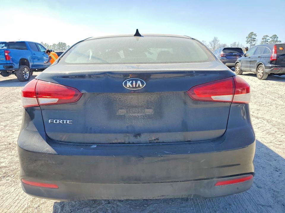 Продажа на аукционе авто 2017 Kia Forte, vin: 3KPFK4A74HE158321, номер лота: 79621785