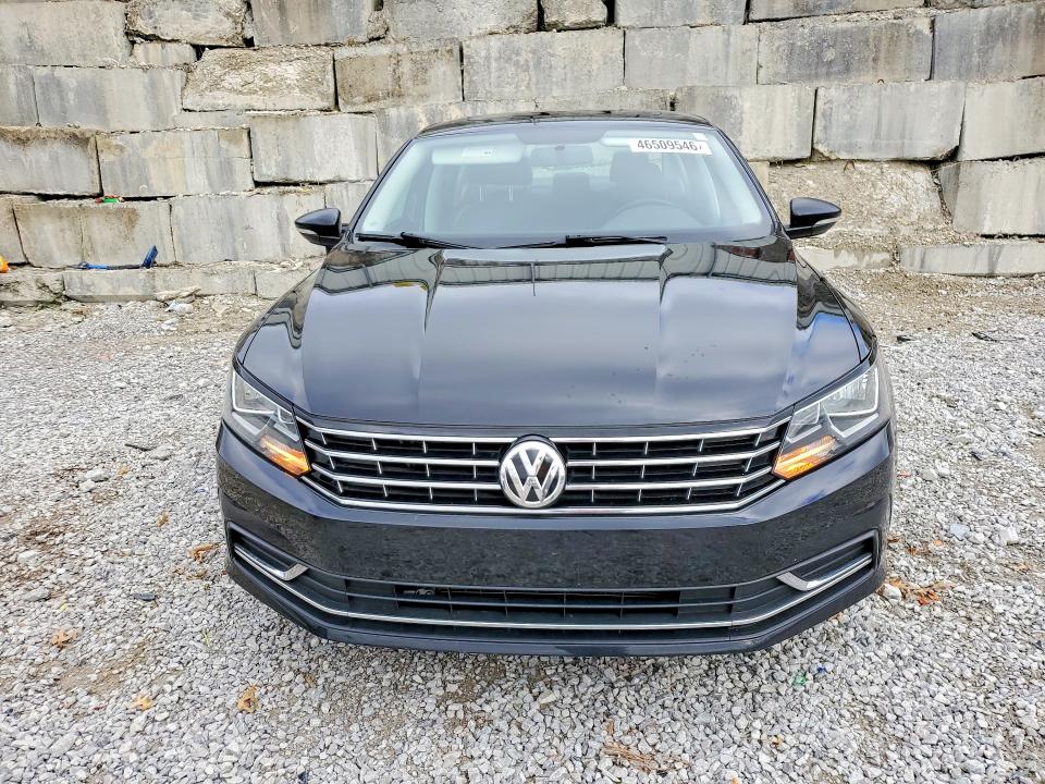 2017 Volkswagen Passat მანქანა იყიდება აუქციონზე, vin: 1VWBT7A38HC013619, აუქციონის ნომერი: 46509546