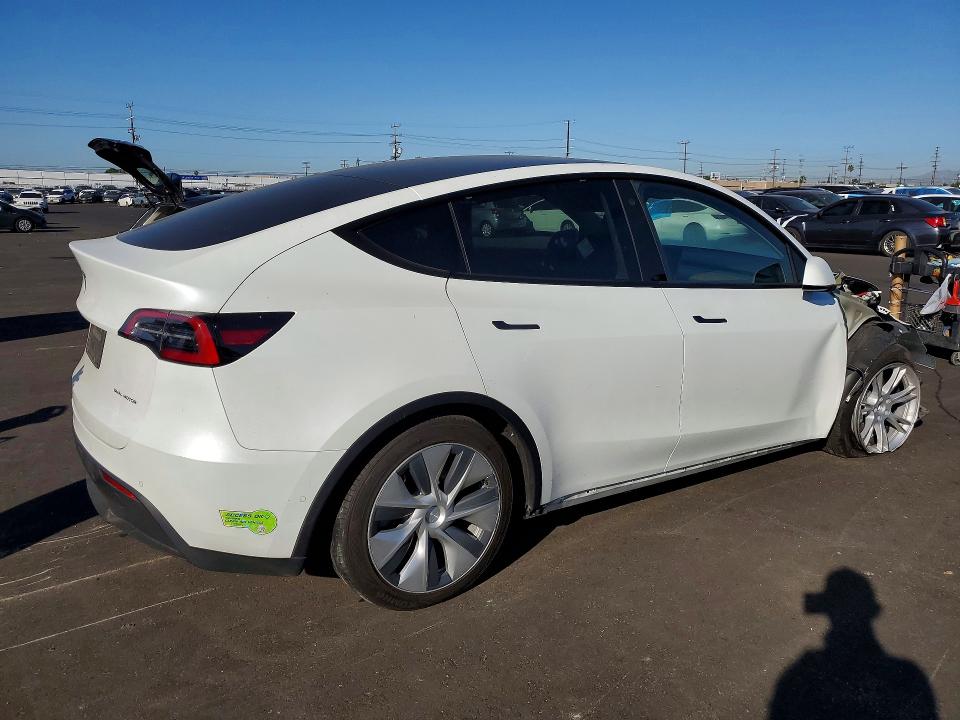 2022 Tesla Model Y მანქანა იყიდება აუქციონზე, vin: 7SAYGAEE5NF404464, აუქციონის ნომერი: 45722896