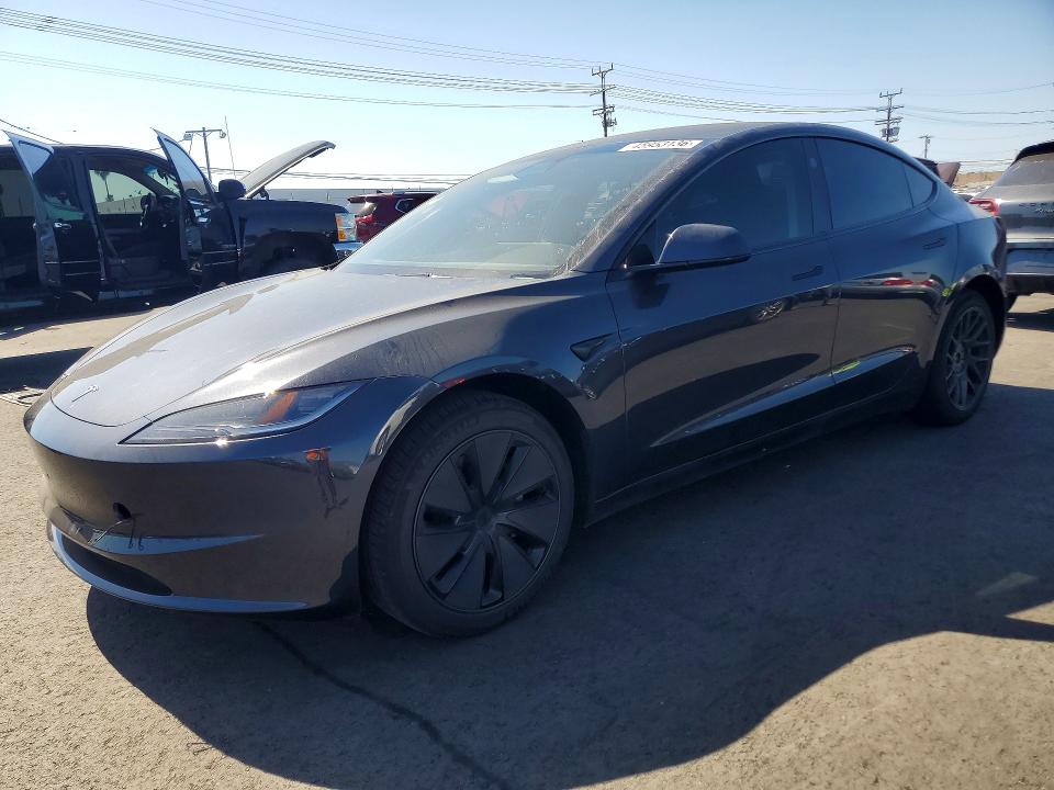 2025 Tesla Model 3 მანქანა იყიდება აუქციონზე, vin: 5YJ3E1EA8SF905810, აუქციონის ნომერი: 45953136