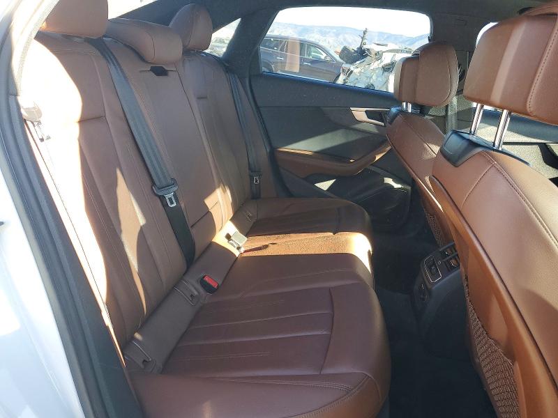 Продажа на аукционе авто 2019 Audi A4, vin: WAUENAF46KN012793, номер лота: 79648945