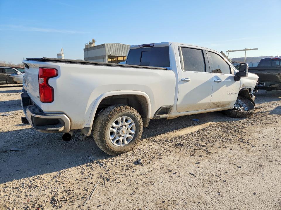 47613696 :رقم المزاد ، 1GC1YPEY6MF302707 vin ، 2021 Chevrolet Silverado مزاد بيع