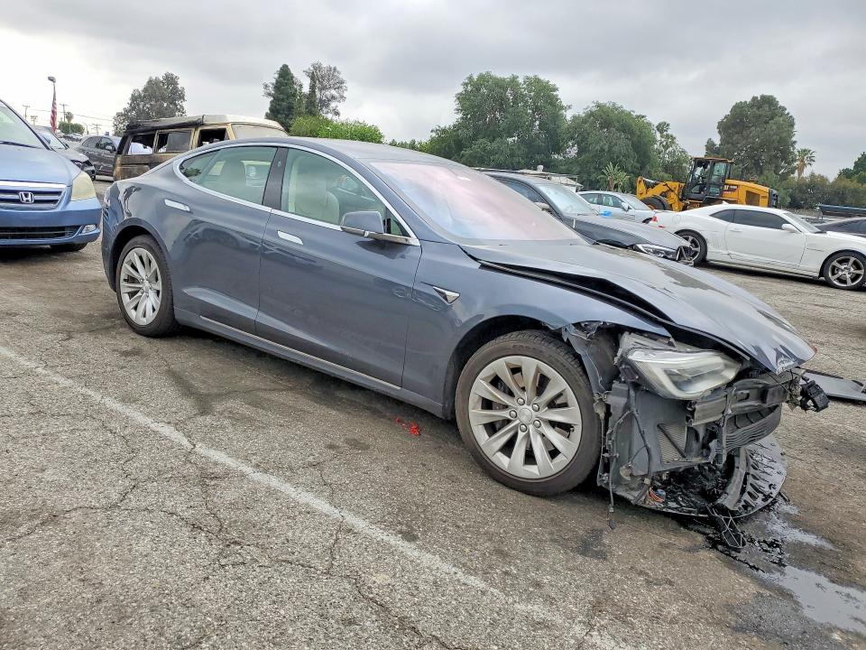 Aukcja sprzedaży 2017 Tesla Model S, vin: 5YJSA1E1XHF217582, numer aukcji: 48315336