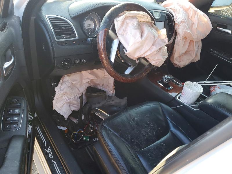 45770636 :رقم المزاد ، 2C3CCAAG9DH589447 vin ، 2013 Chrysler 300 مزاد بيع