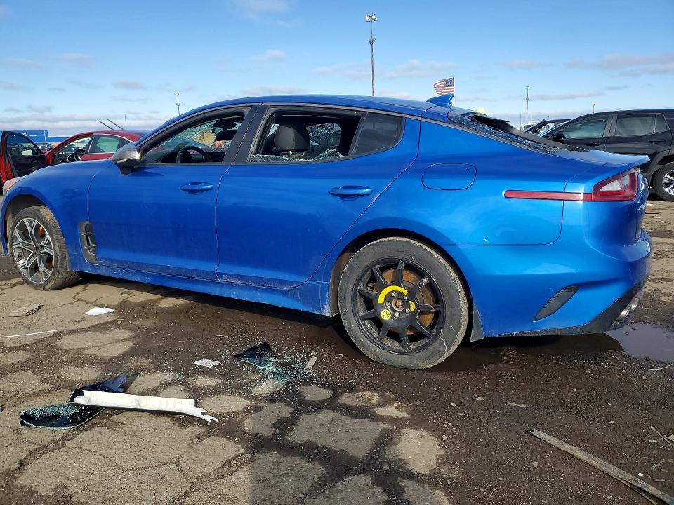 2018 Kia Stinger მანქანა იყიდება აუქციონზე, vin: KNAE35LC4J6011885, აუქციონის ნომერი: 47702226