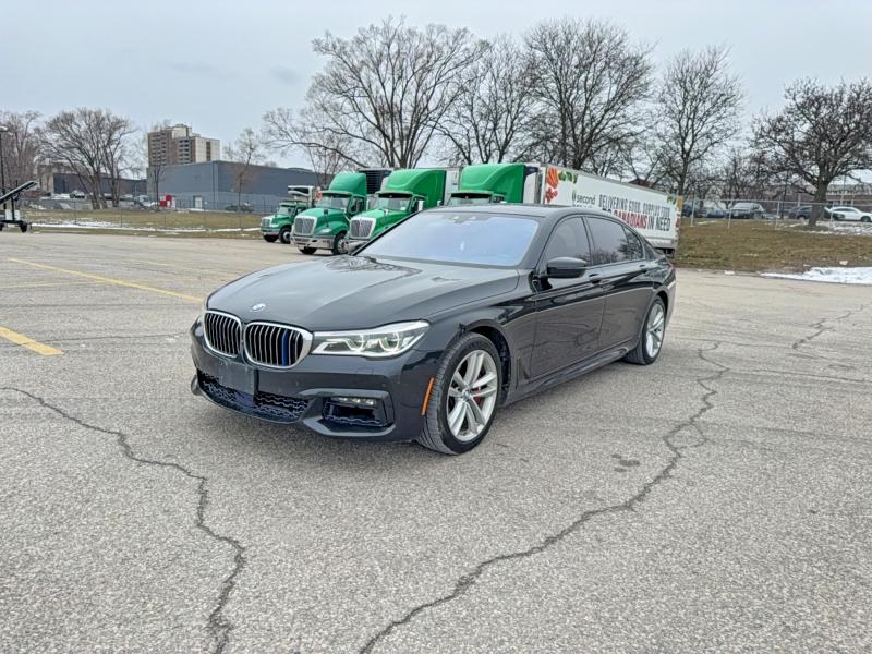2016 Bmw 750 მანქანა იყიდება აუქციონზე, vin: WBA7F2C52GG418624, აუქციონის ნომერი: 46939066