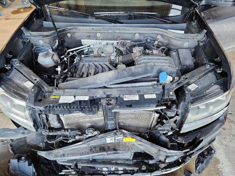 41692516 :رقم المزاد ، 1V2MR2CAXJC511317 vin ، 2018 Volkswagen Atlas مزاد بيع