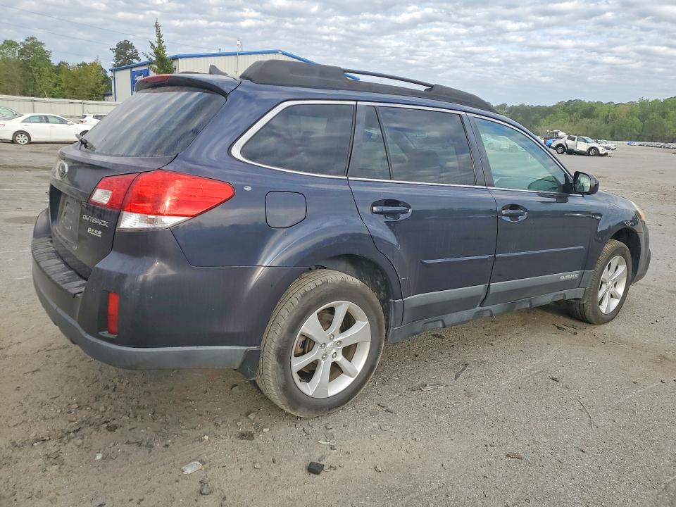 Auction sale of the 2013 Subaru Outback, vin: 4S4BRBKC2D3217261, lot number: 46612786