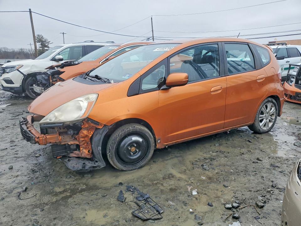 41585706 :رقم المزاد ، JHMGE88489S072523 vin ، 2009 Honda Fit مزاد بيع