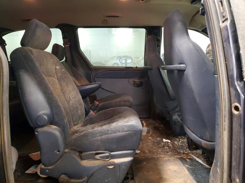 Продажа на аукционе авто 2002 Chrysler Town & Country, vin: 2C4GP44372R627356, номер лота: 46534846