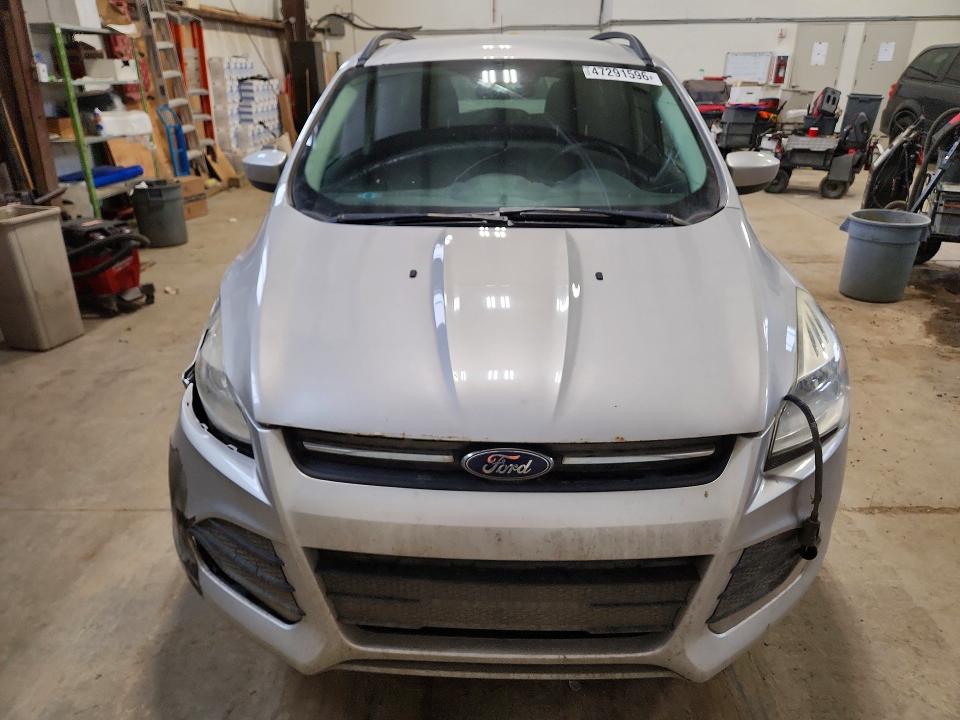 Продажа на аукционе авто 2016 Ford Escape, vin: 1FMCU0G71GUC84273, номер лота: 47291596