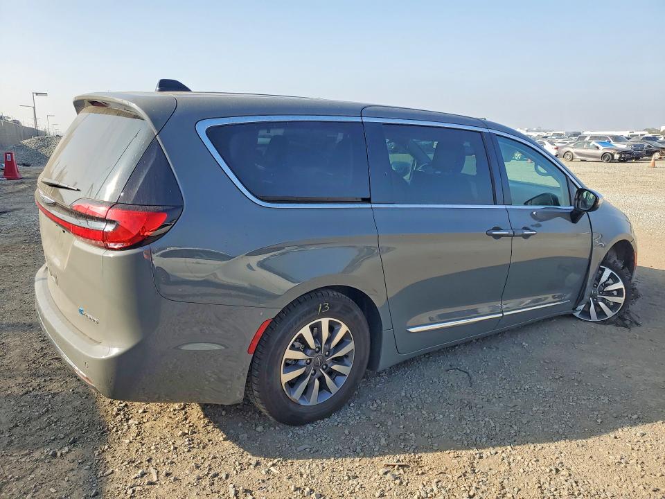 2023 Chrysler Pacifica მანქანა იყიდება აუქციონზე, vin: 2C4RC1S77PR612064, აუქციონის ნომერი: 47261716