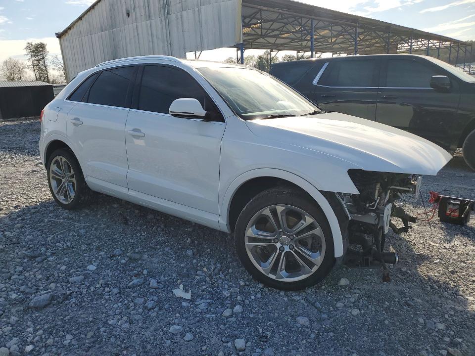 Продажа на аукционе авто 2015 Audi Q3, vin: WA1GFCFS8FR012659, номер лота: 46543656