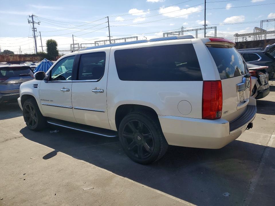 2008 Cadillac Escalade მანქანა იყიდება აუქციონზე, vin: 1GYFC66898R180582, აუქციონის ნომერი: 42021996