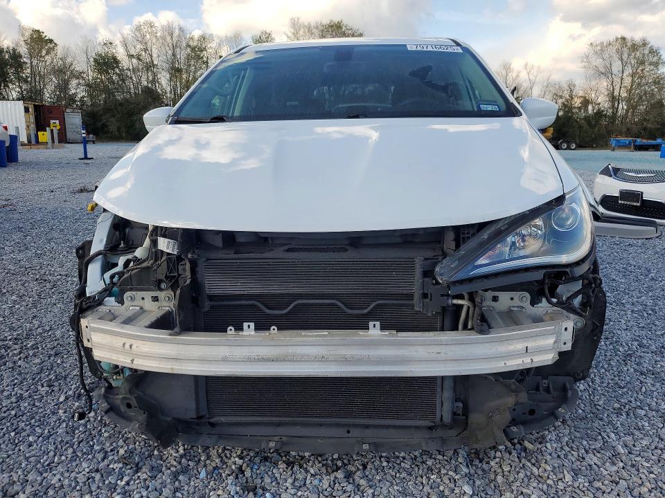 Продаж на аукціоні авто 2018 Chrysler Pacifica, vin: 2C4RC1FG4JR279873, номер лоту: 79716625