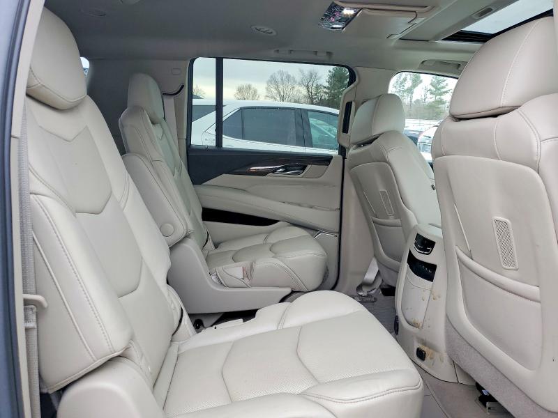 46303276 :رقم المزاد ، 1GYS4HKJ4LR130505 vin ، 2020 Cadillac Escalade مزاد بيع
