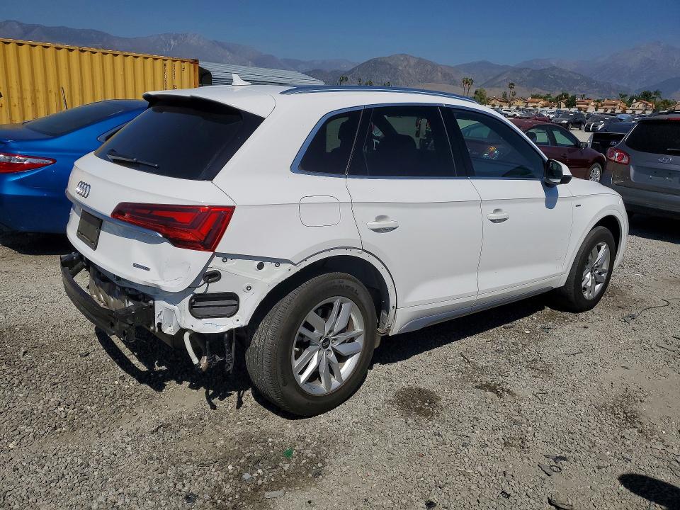 46921026 :رقم المزاد ، WA1GAAFY5N2001004 vin ، 2022 Audi Q5 مزاد بيع