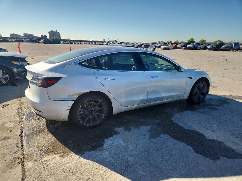 46487906 :رقم المزاد ، 5YJ3E1EA4LF660229 vin ، 2020 Tesla Model 3 مزاد بيع
