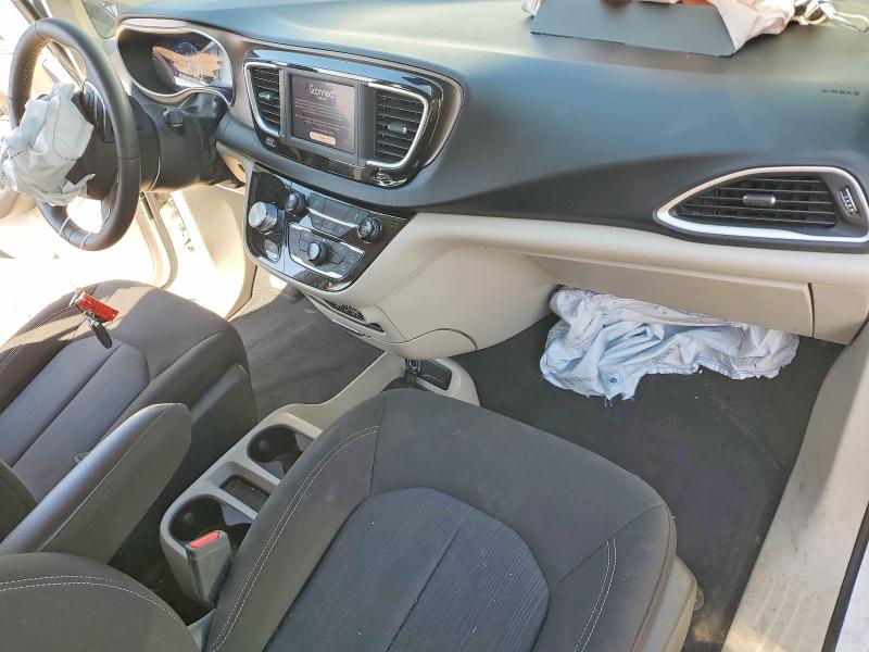Продажа на аукционе авто 2022 Chrysler Voyager, vin: 2C4RC1CG0NR104160, номер лота: 45552086