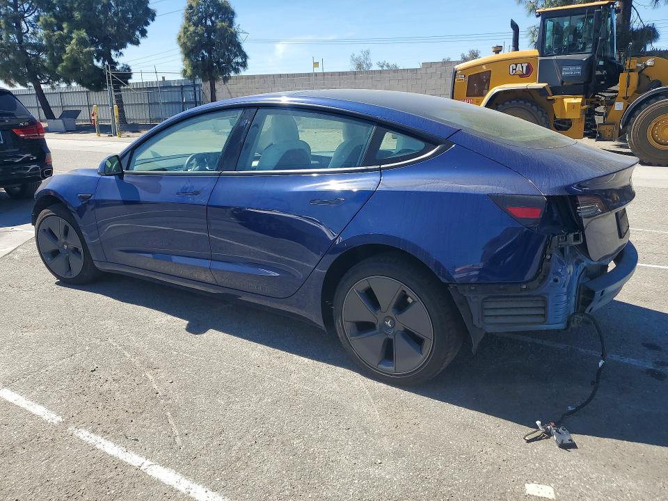 Продажа на аукционе авто 2023 Tesla Model 3, vin: 5YJ3E1EA5PF477380, номер лота: 46532616