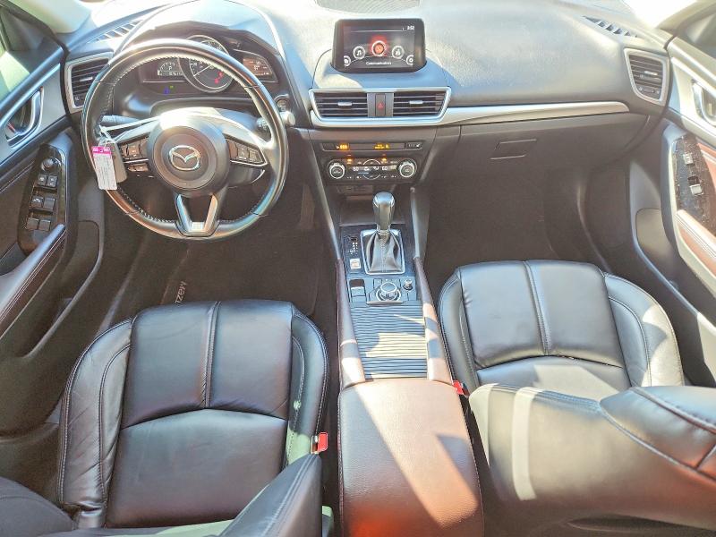 47672106 :رقم المزاد ، 3MZBN1V38JM205404 vin ، 2018 Mazda 3 مزاد بيع