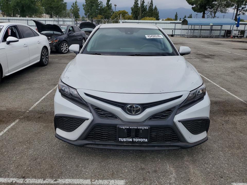 Продажа на аукционе авто 2023 Toyota Camry, vin: 4T1G11AK3PU154038, номер лота: 45450246