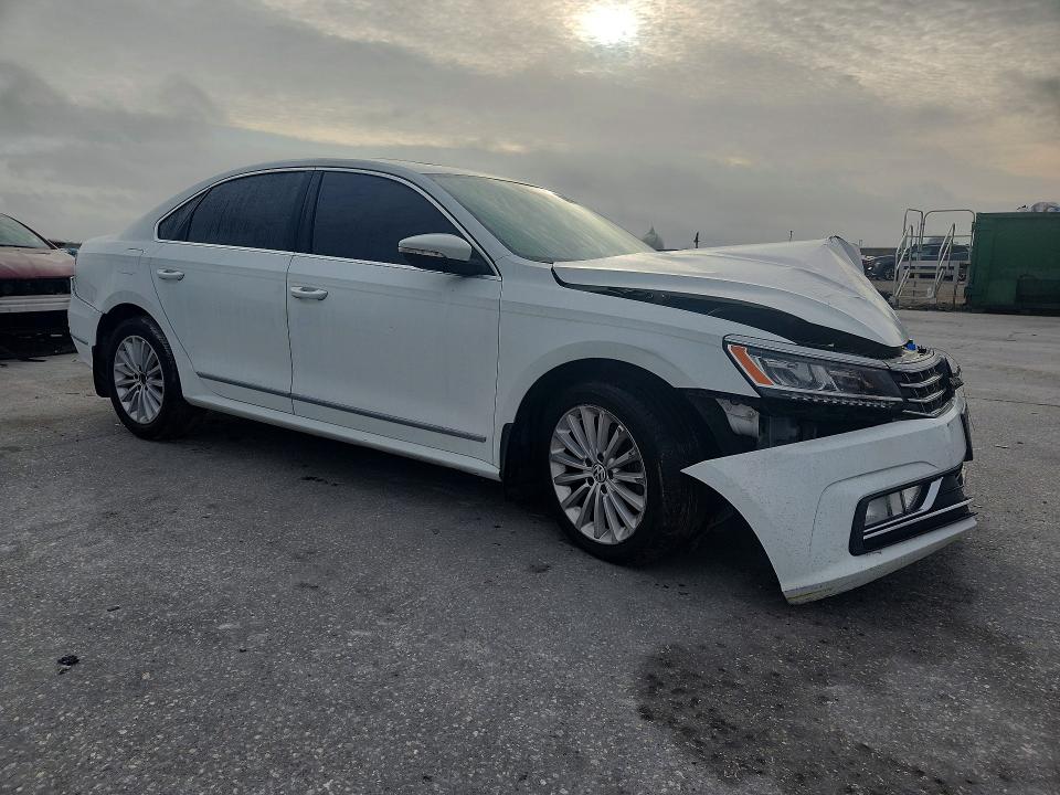 Продажа на аукционе авто 2016 Volkswagen Passat, vin: 1VWBT7A30GC067415, номер лота: 79650475