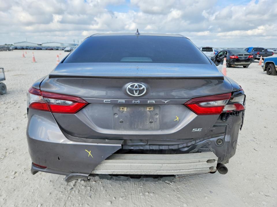 Продажа на аукционе авто 2021 Toyota Camry, vin: 4T1G11AK1MU549170, номер лота: 48289826