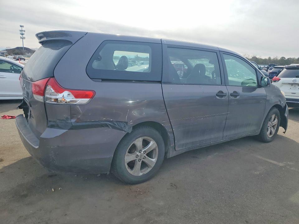Aukcja sprzedaży 2012 Toyota Sienna, vin: 5TDKA3DC7CS012188, numer aukcji: 78616855