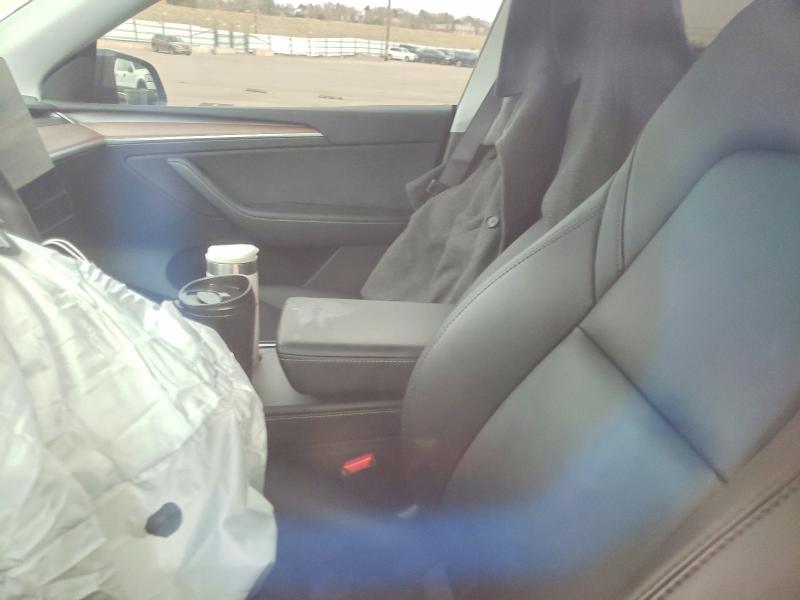 79642035 :رقم المزاد ، 7SAYGDEEXRF160821 vin ، 2024 Tesla Model Y مزاد بيع