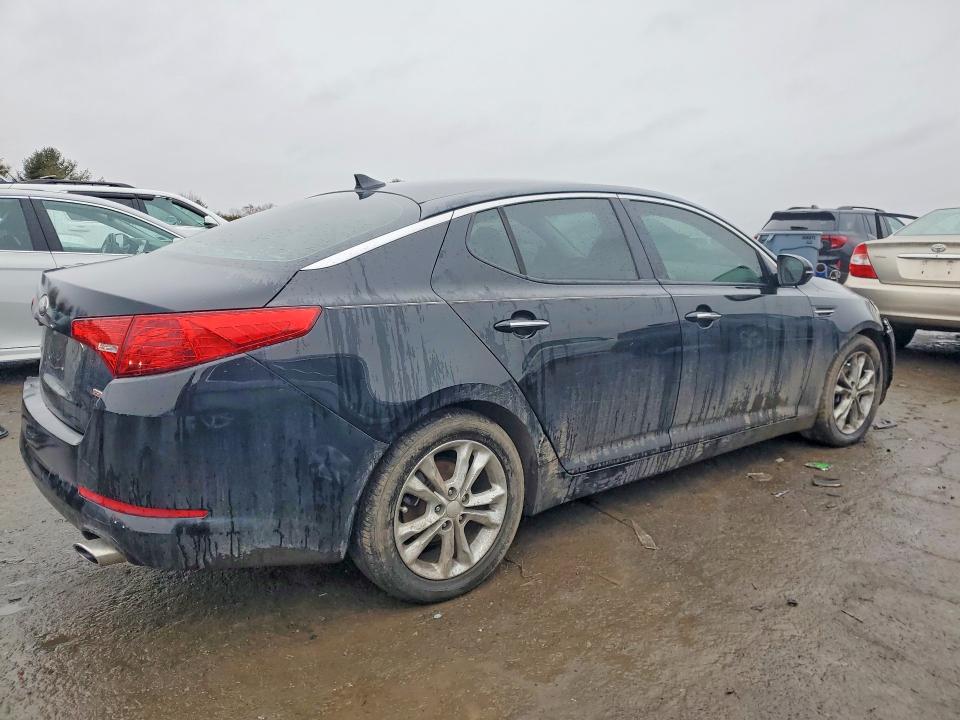 77294135 :رقم المزاد ، 5XXGM4A74DG094409 vin ، 2013 Kia Optima مزاد بيع