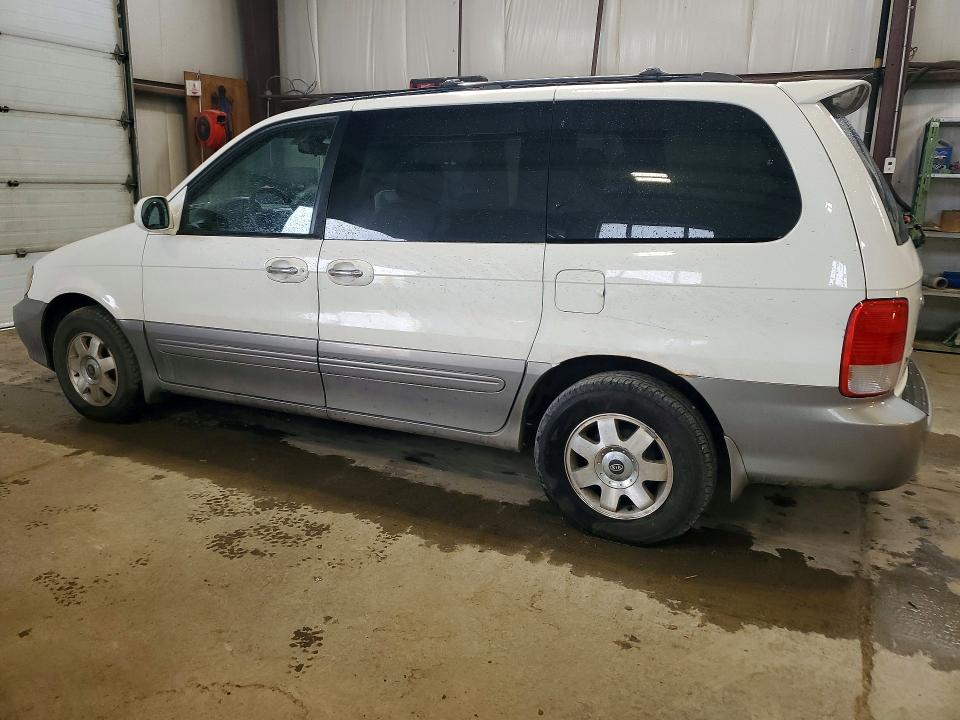2002 Kia Sedona მანქანა იყიდება აუქციონზე, vin: KNDUP131326272064, აუქციონის ნომერი: 46757766