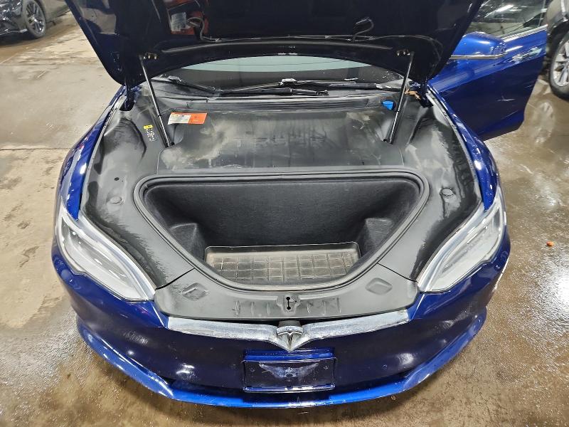 47725606 :رقم المزاد ، 5YJSA1E20JF268300 vin ، 2018 Tesla Model S مزاد بيع