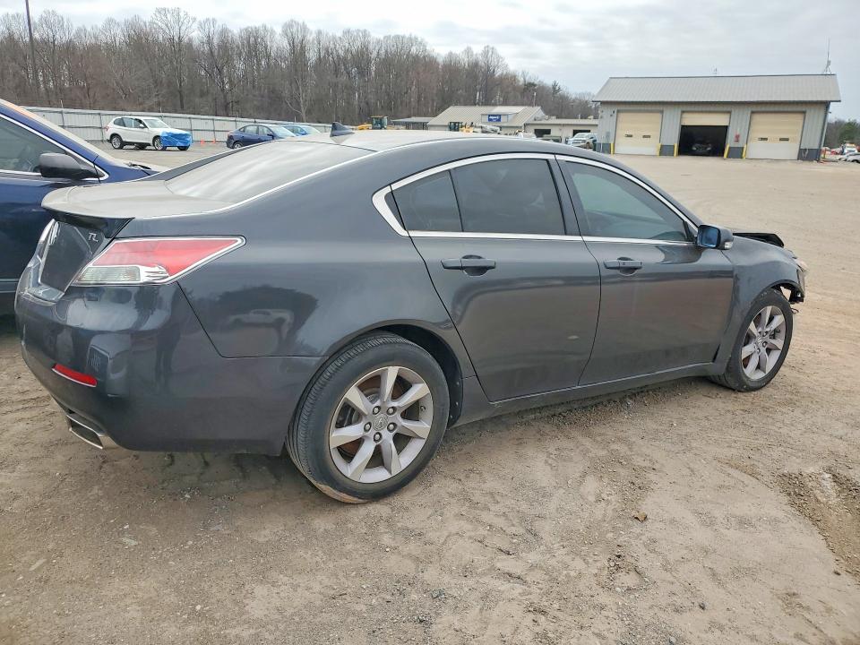 46938466 :رقم المزاد ، 19UUA8F53EA003977 vin ، 2014 Acura Tl مزاد بيع
