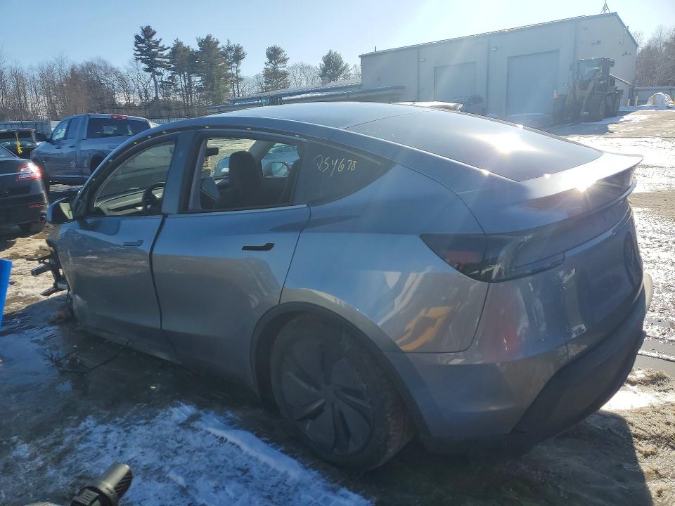 77591465 :رقم المزاد ، 7SAYGDEE4TA478678 vin ، 2026 Tesla Model Y مزاد بيع