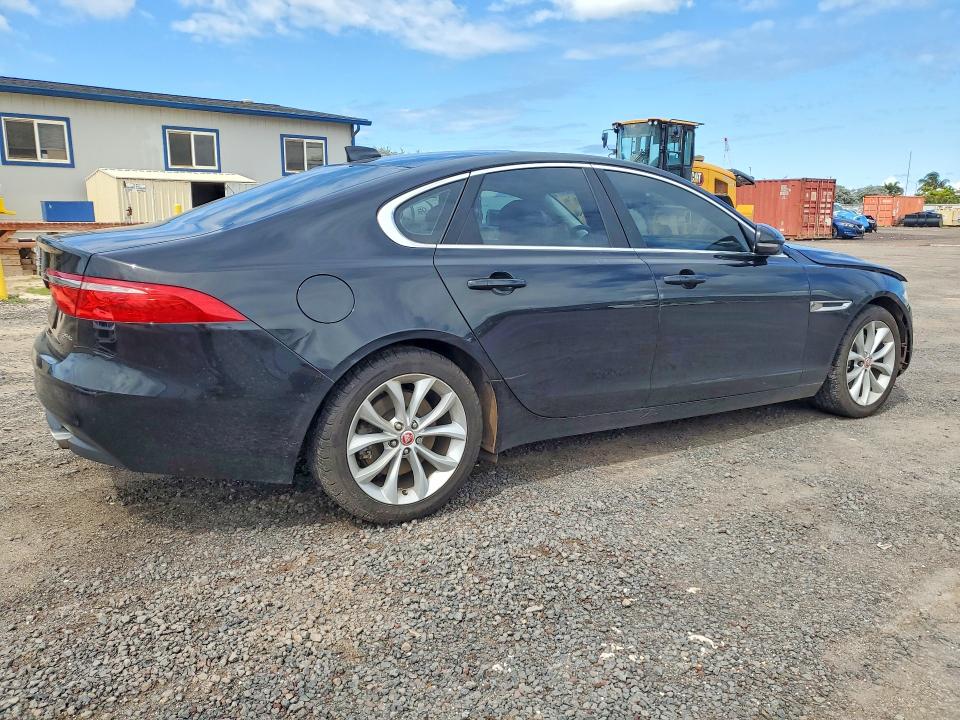 Продаж на аукціоні авто 2018 Jaguar Xf, vin: SAJBD4FX5JCY58090, номер лоту: 77806885