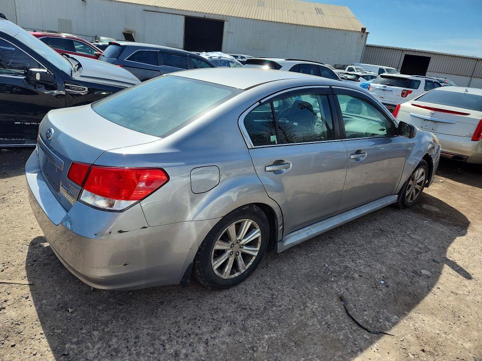 2010 Subaru Legacy მანქანა იყიდება აუქციონზე, vin: 4S3BMBH63A3243156, აუქციონის ნომერი: 46967516