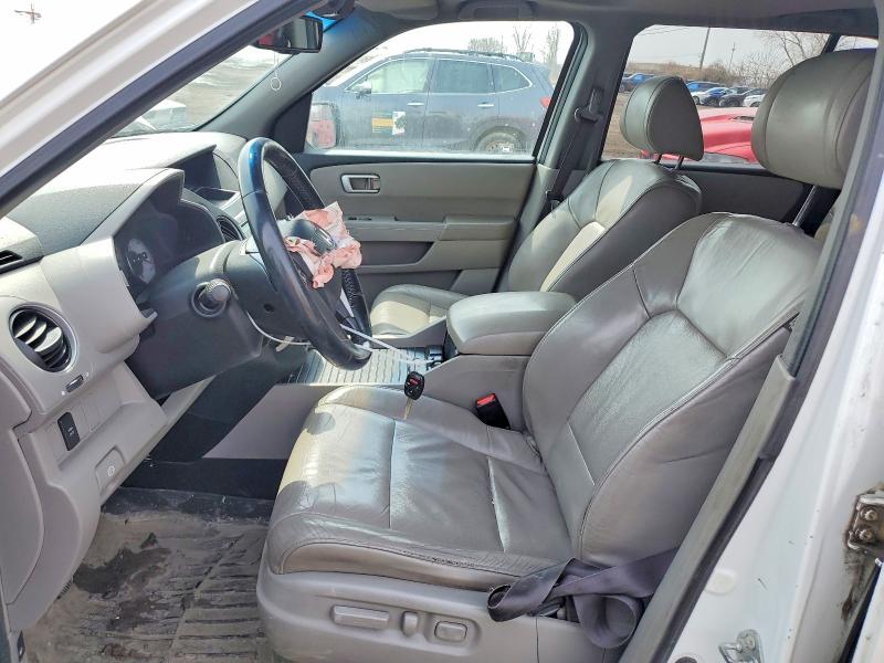 47698476 :رقم المزاد ، 5FNYF4H58BB505670 vin ، 2011 Honda Pilot مزاد بيع