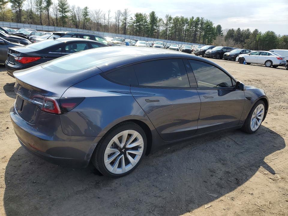 46990576 :رقم المزاد ، 5YJ3E1EA6NF288668 vin ، 2022 Tesla Model 3 مزاد بيع