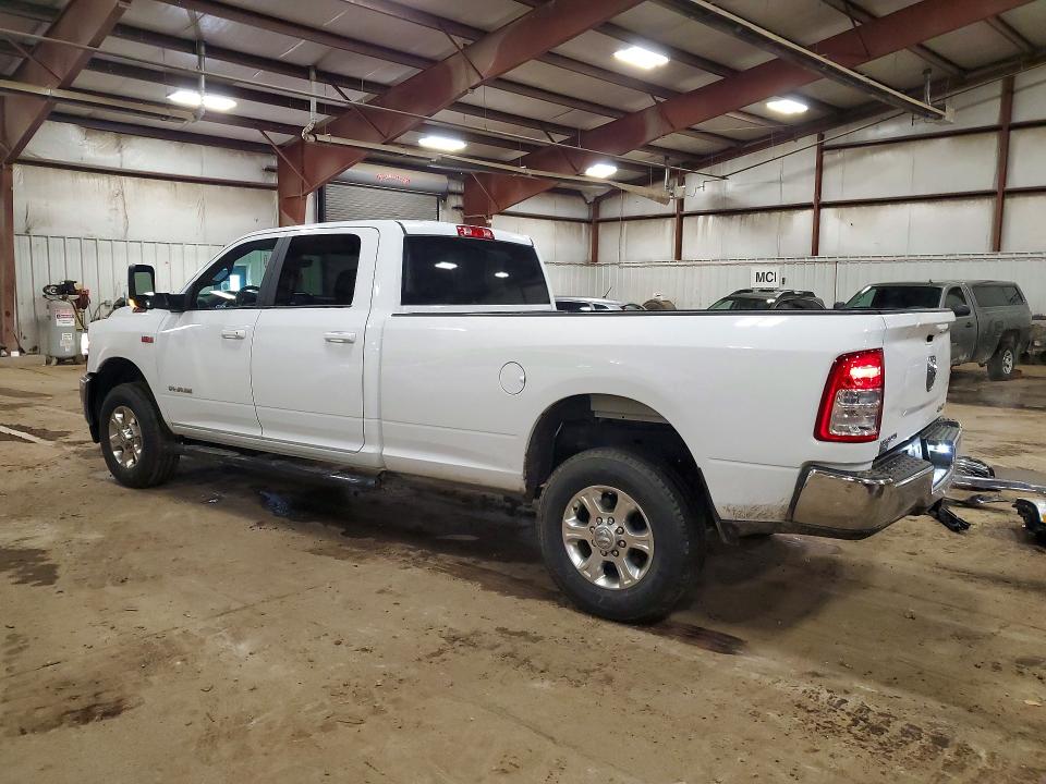 46891086 :رقم المزاد ، 3C6UR5JJ9NG262685 vin ، 2022 Ram 2500 مزاد بيع