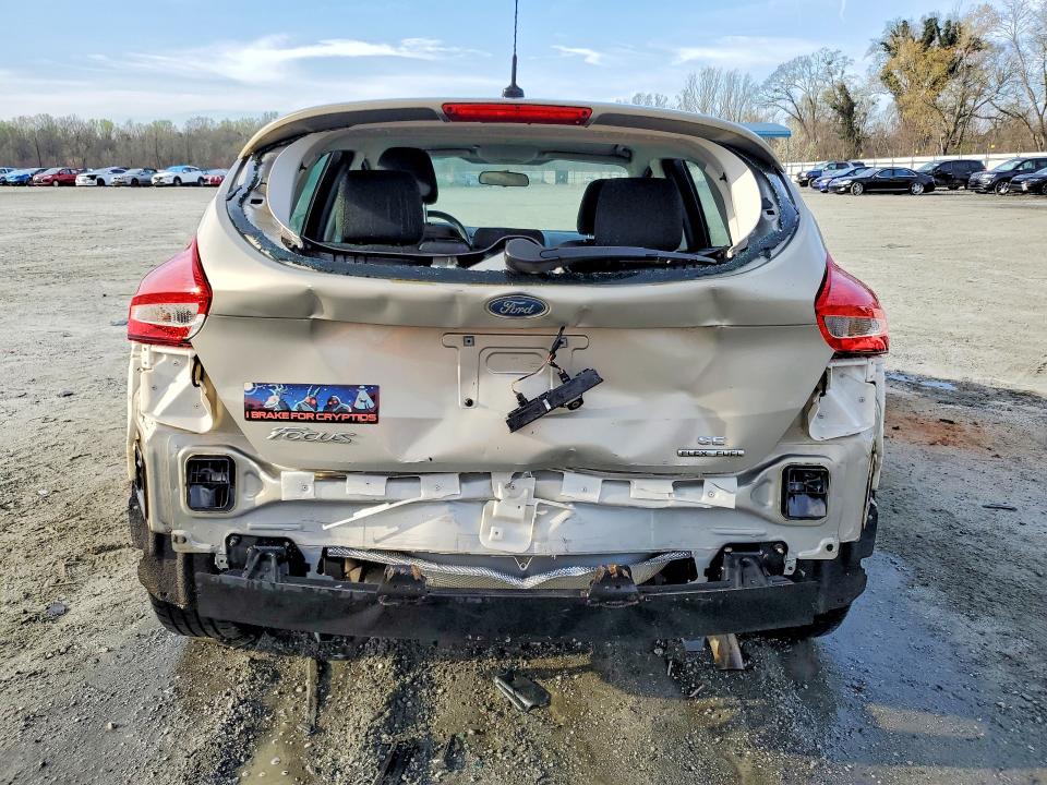 45795956 :رقم المزاد ، 1FADP3K21GL320567 vin ، 2016 Ford Focus مزاد بيع