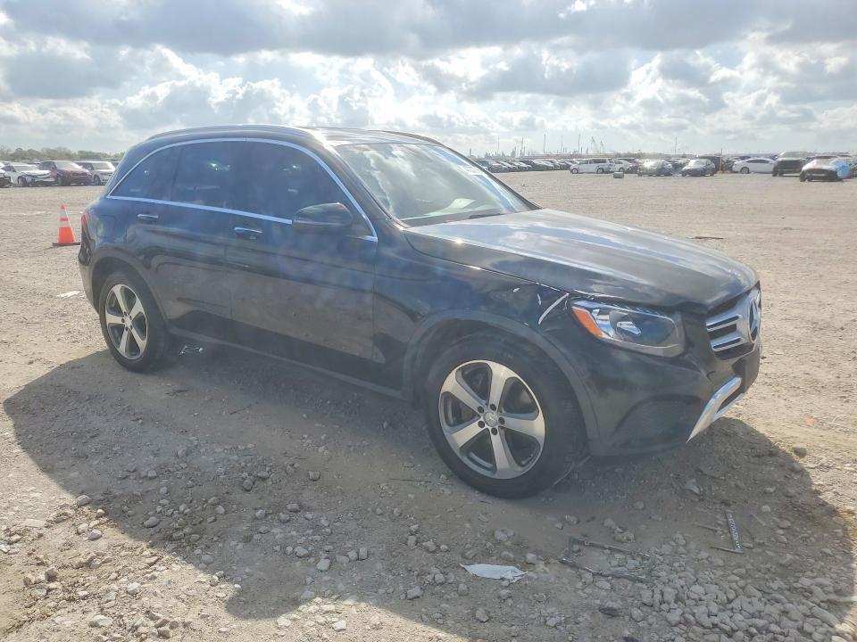 47237046 :رقم المزاد ، WDC0G4JBXGF111367 vin ، 2016 Mercedes-benz Glc مزاد بيع