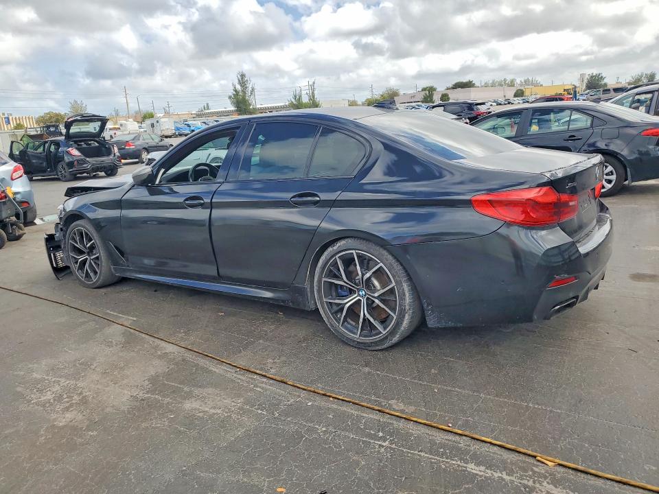 79901835 :رقم المزاد ، WBA13BK03MCG26571 vin ، 2021 Bmw M550xi مزاد بيع