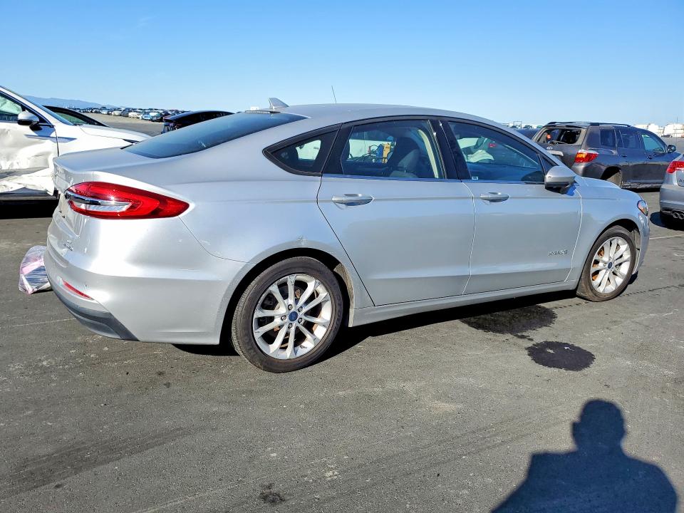 Aukcja sprzedaży 2019 Ford Fusion, vin: 3FA6P0LU7KR179182, numer aukcji: 79496725