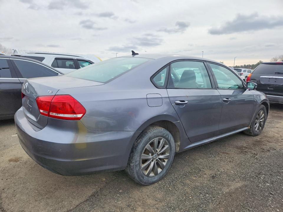 46297526 :رقم المزاد ، 1VWAT7A36FC059846 vin ، 2015 Volkswagen Passat مزاد بيع